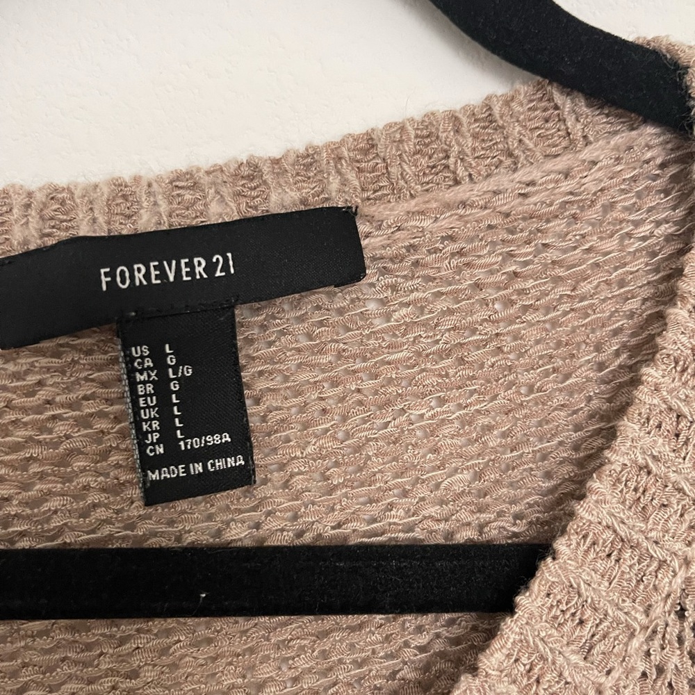 Sweater - Picture 3 of 3